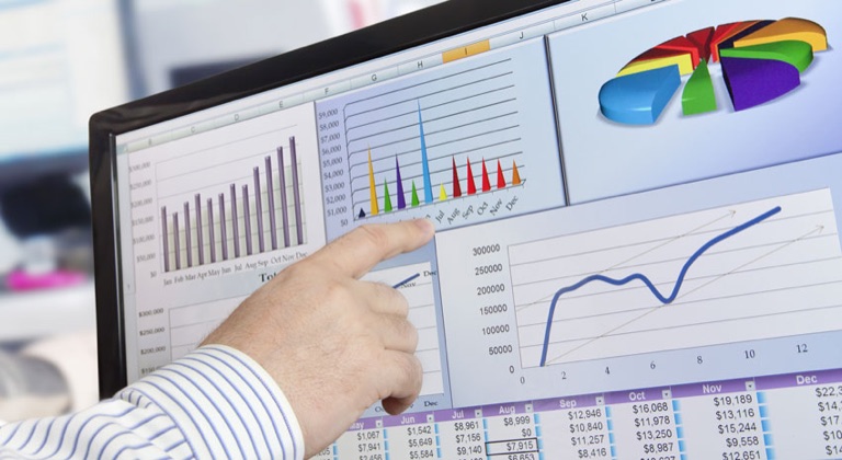 Teilnehmende an einem Excel-Kurs